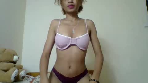 chloe9794 online show from 11.23.25