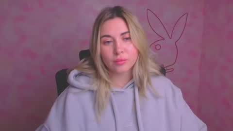 Snapshot of chloe_diva chatting on 11.27.25 Chloe online show from 11.27.25