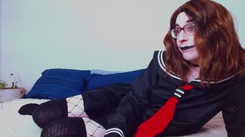 your gal chlo online show from 09.23.25