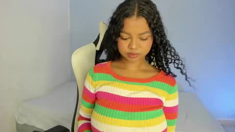 Snapshot of chloe_evans21 chatting on 02.20.25 chloe online show from 02.20.25