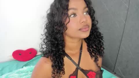 Snapshot of chloe_evans21 chatting on 09.20.25 chloe online show from 09.20.25