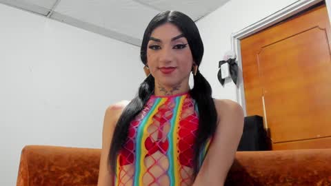 Chloe Evanx  online show from 01.10.25