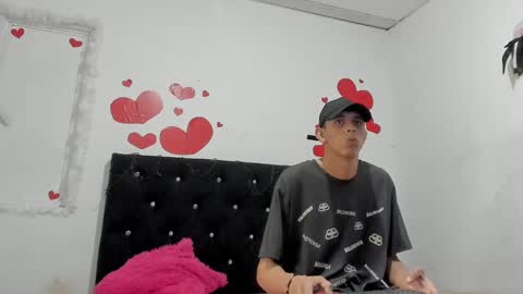 Chloe Evanx  online show from 02.15.25