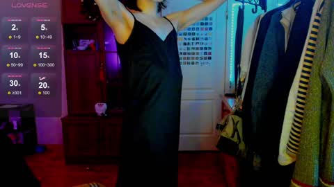 Chloe-Lorelei online show from 01.03.25