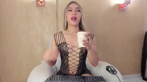 chloe_luxury online show from 03.10.26