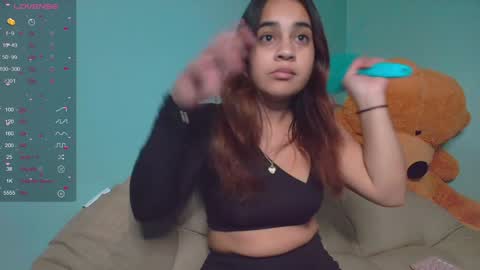 Snapshot of chloe_maia1 chatting on 12.02.24 AMY online show from 12.02.24