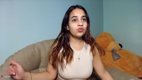 Snapshot of chloe_maia1 chatting on 01.14.25 AMY online show from 01.14.25