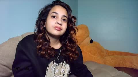 Snapshot of chloe_maia1 chatting on 01.23.25 AMY online show from 01.23.25