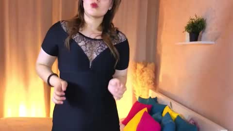 chloe_rivers online show from 09.10.25