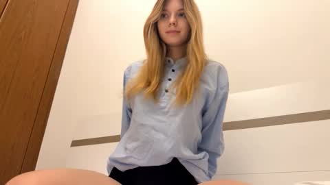 hloe online show from 02.02.26