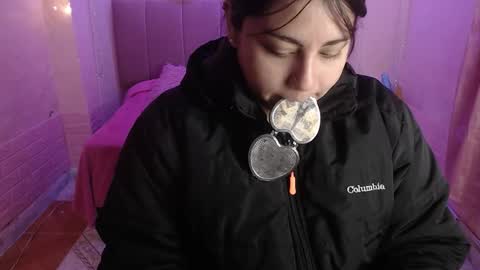 chloe_smith5 online show from 10.14.25