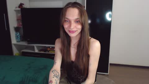 Chloe online show from 01.31.25