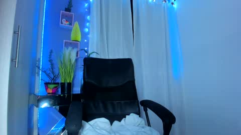 Snapshot of chloe_sweet7 chatting on 12.19.24 Chloe Miller online show from 12.19.24