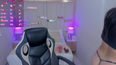 Chloe online show from 02.06.25