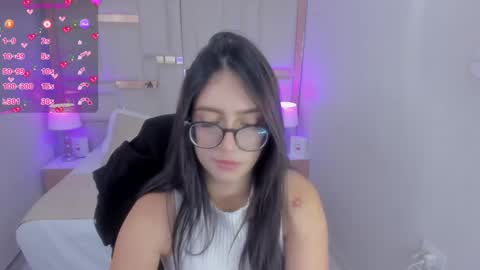 Chloe online show from 02.08.25