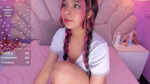   online show from 12.12.24