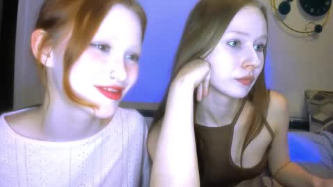 Snapshot of chloe_wifeys chatting on 04.28.26 Chloe online show from 04.28.26