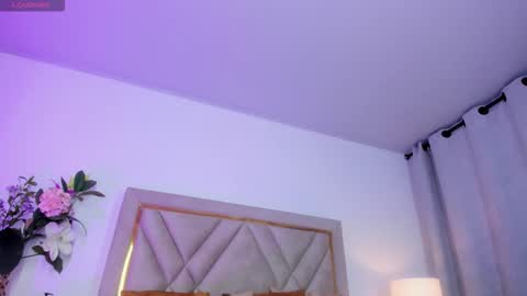 chloe_wilson7 online show from 11.11.25