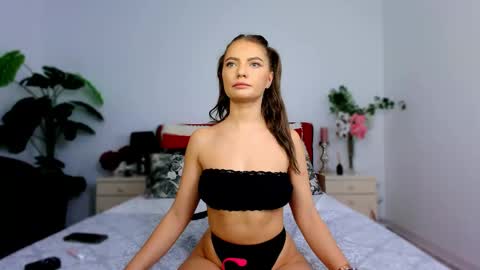 Chloe online show from 11.06.25