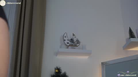 ChloeCoral online show from 12.23.24
