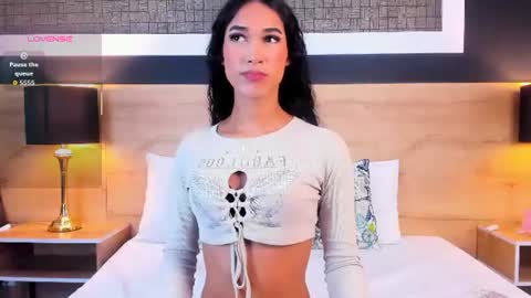 Chloe  online show from 07.22.26