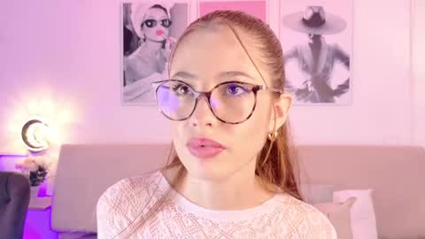 Snapshot of chloeferreira chatting on 05.30.26 chloeferreira online show from 05.30.26