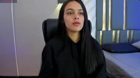 Snapshot of chloeharper_ chatting on 04.23.26 Chloe Harper online show from 04.23.26
