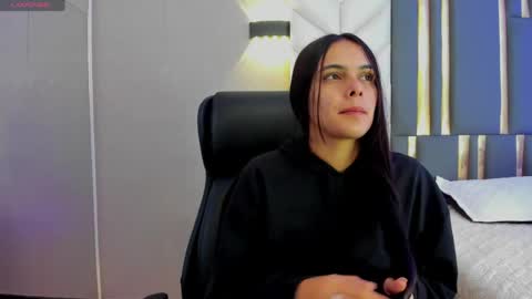 Snapshot of chloeharper_ chatting on 05.01.26 Chloe Harper online show from 05.01.26