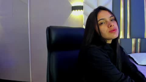 Snapshot of chloeharper_ chatting on 05.11.26 Chloe Harper online show from 05.11.26