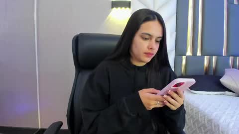 Snapshot of chloeharper_ chatting on 06.03.26 Chloe Harper online show from 06.03.26
