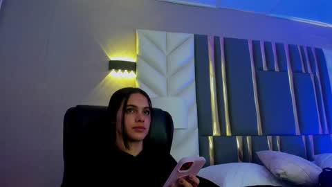 Snapshot of chloeharper_ chatting on 06.26.26 Chloe Harper online show from 06.26.26