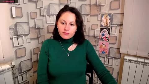 Snapshot of chloejill_ chatting on 10.04.25 Chloe online show from 10.04.25