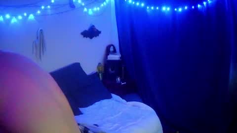 Snapshot of chloekissxo chatting on 12.25.24 Chloekissxo online show from 12.25.24