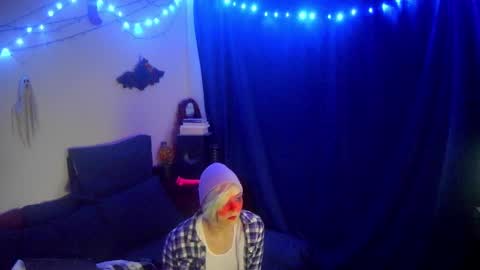 Snapshot of chloekissxo chatting on 12.29.24 Chloekissxo online show from 12.29.24