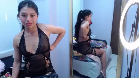 Snapshot of chloemartini_ chatting on 01.24.25 ChloeSignup For Free Join my Fan Club online show from 01.24.25