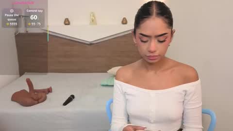 C H L O E online show from 01.10.26