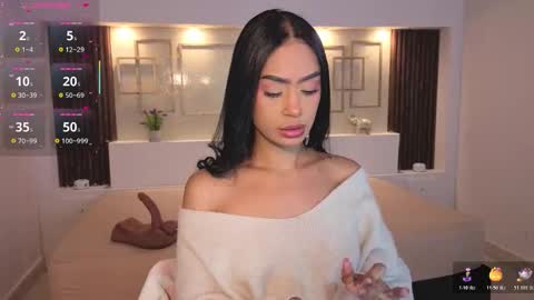 Chloe Moon online show from 10.17.25