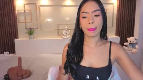 Chloe Moon online show from 10.26.25