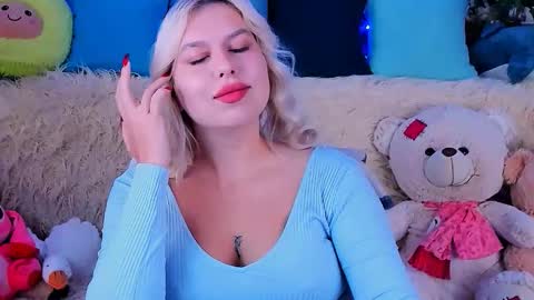 ChloeRicci online show from 09.11.25