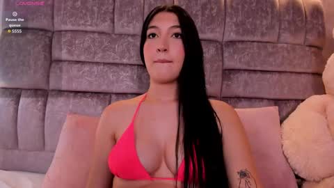 Chloe  online show from 09.10.25