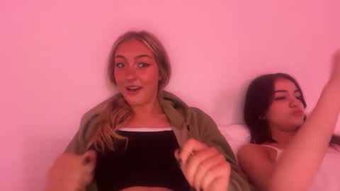 chloeros3e online show from 09.25.25