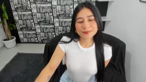 Snapshot of chloeturner_ chatting on 02.04.25 ChloeTurner online show from 02.04.25