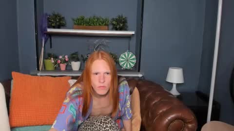 Snapshot of chloevalentinee chatting on 09.21.25 Chloe online show from 09.21.25