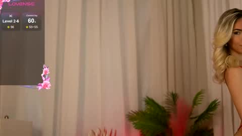 Chloe online show from 02.14.25