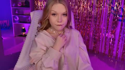 ChloeWight online show from 03.09.26