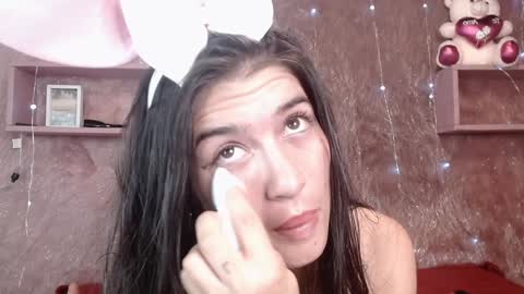 chlooe_zoe online show from 01.05.25