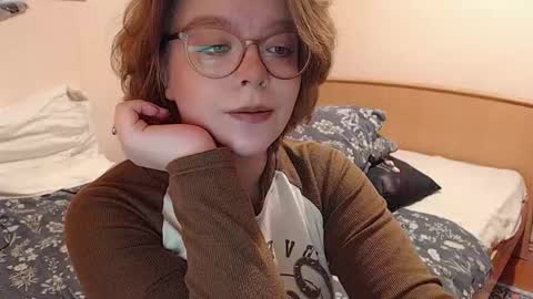 Snapshot of chmiri chatting on 10.21.25 chmiri online show from 10.21.25