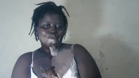 Snapshot of choclate_goddess chatting on 10.25.25 Paula online show from 10.25.25