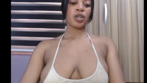 ESTHER online show from 01.14.25