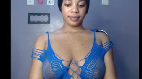 ESTHER online show from 01.25.25
